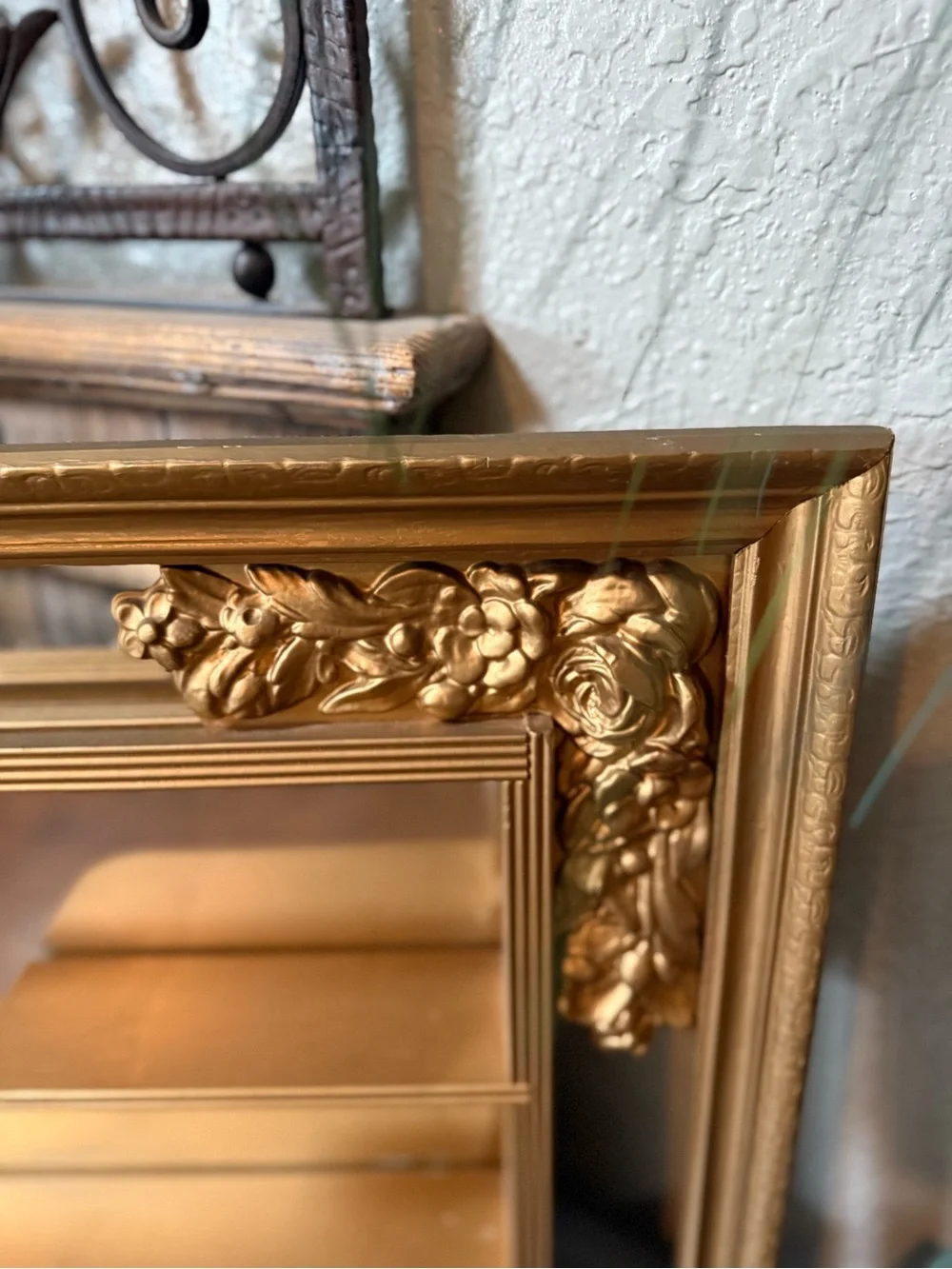 Vtg MCM Illinois Moulding Co Gold Gilt  Mirror Shadow Box Wall Shelf